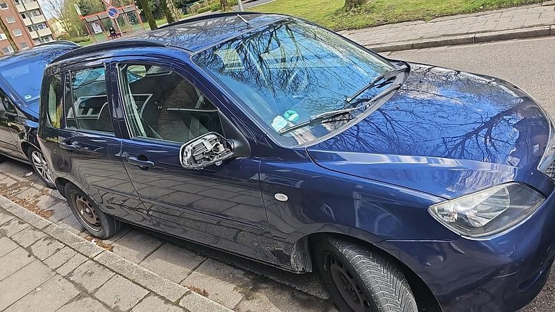 Gebraucht Mazda 2 80 PS (58 kW) 2003 Blau Kleinwagen