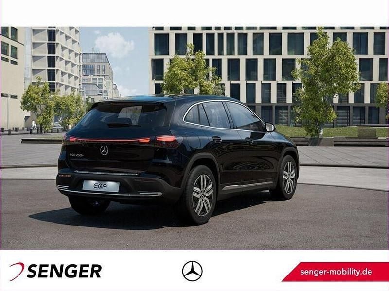 Gebraucht Mercedes EQA250+ Progressive 139 kW (190 PS) 2024 Kosmosschwarz SUV