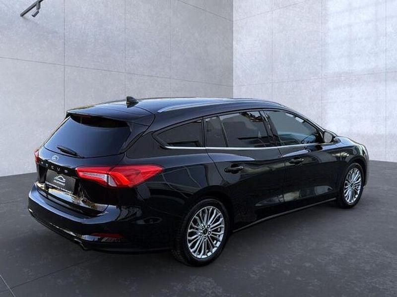 Gebraucht Ford Focus Titanium 125 PS (91 kW) 2019 Schwarz Limousine