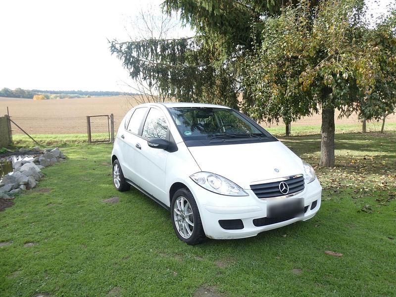 Gebraucht Mercedes A160 82 PS (60 kW) 2006 Weiß Kleinwagen