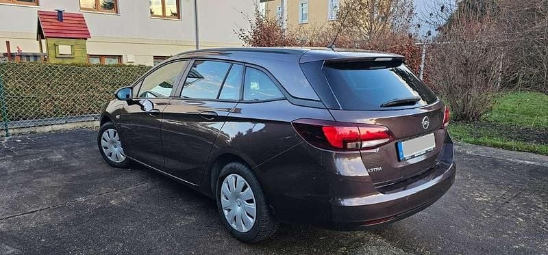 Gebraucht Opel Astra Business 136 PS (100 kW) 2017 Braun Kombi