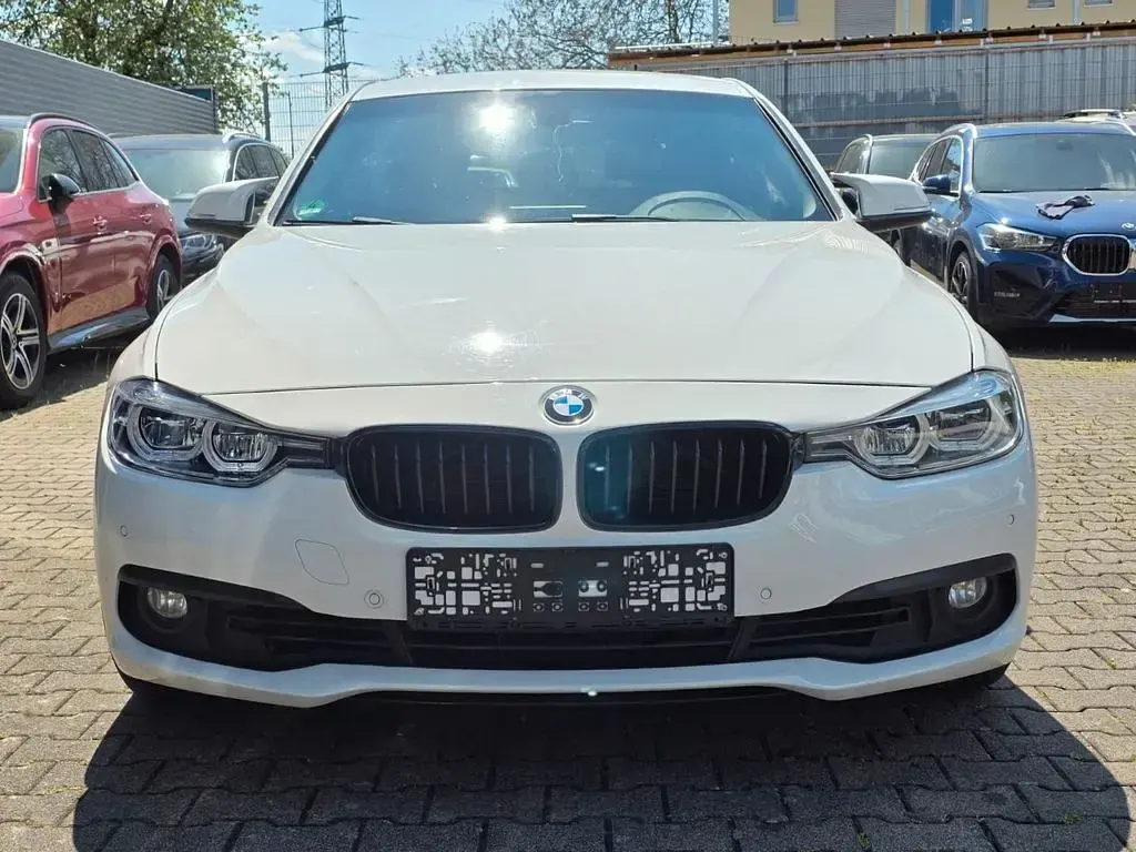 Occasion BMW 320 Advantage 184 ch (135 kW) 2017 Blanc Break