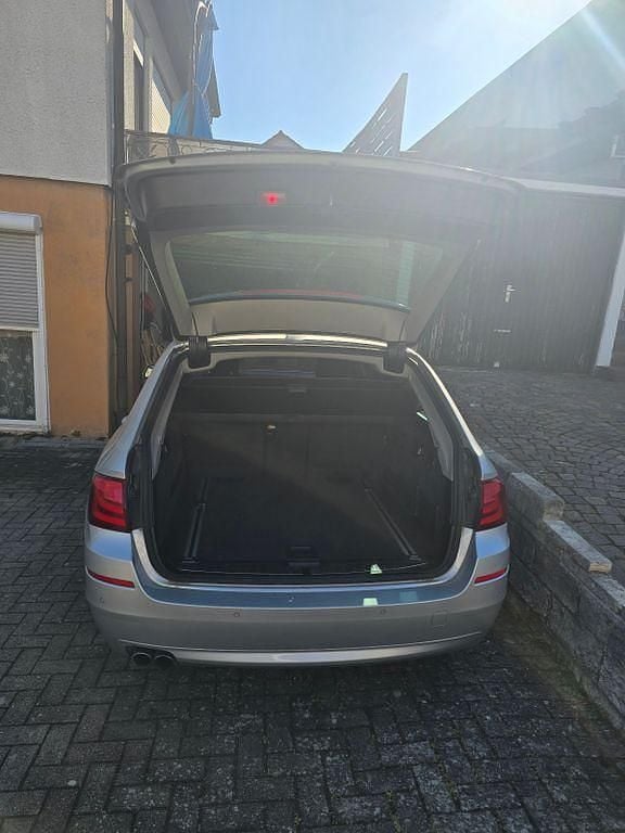 Second-hand BMW 525 218 CP (160 kW) 2011 Gri Break