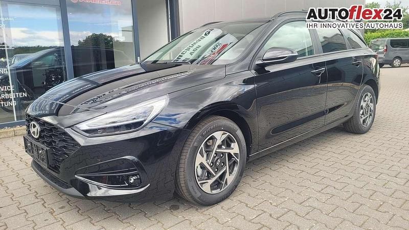 Schwarz Neu 2025 Hyundai i30 Kombi | 26.080 € (Guter Preis) - Bild 1/4