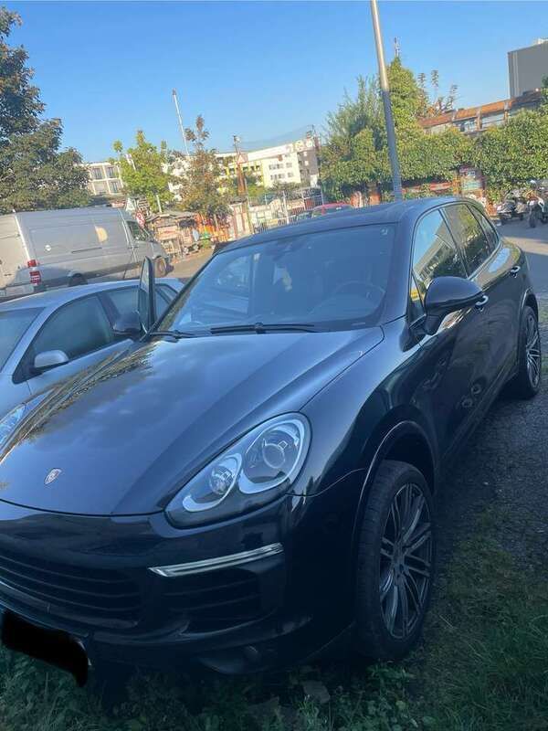Gebraucht 2017 Porsche Cayenne Platinum Edition SUV | 36.500 € (Teuer) - Bild 1/4