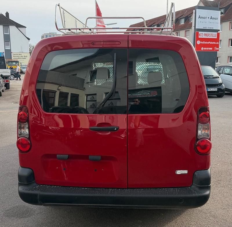 Gebraucht Citroën Berlingo 35 kW (48 PS) 2018 Rot Van / Kleinbus