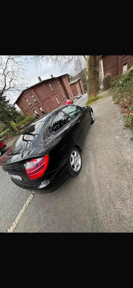Gebraucht Mercedes C180 129 PS (94 kW) 2001 Schwarz Coupé