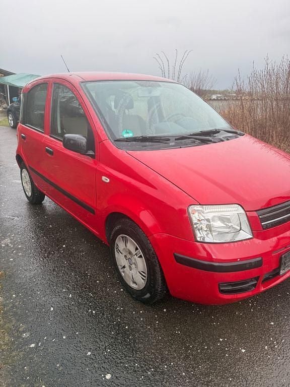 Gebraucht Fiat Panda 60 PS (44 kW) 2009 Rot Kleinwagen