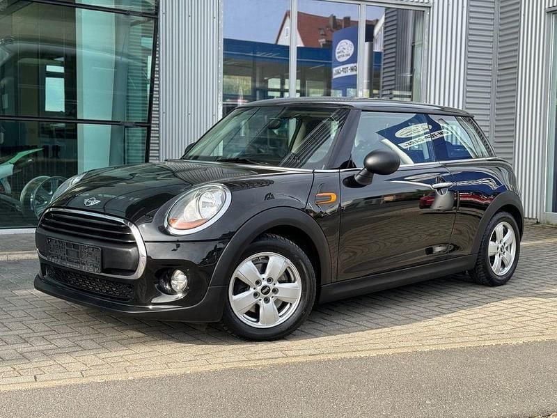 Schwarz Gebraucht 2015 Mini ONE Salt Kleinwagen | 7.980 € (Fairer Preis) - Bild 1/4