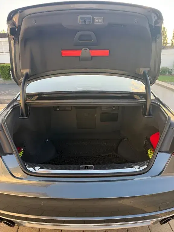 Gebraucht Audi S8 Sport 519 PS (381 kW) 2014 Grau Limousine