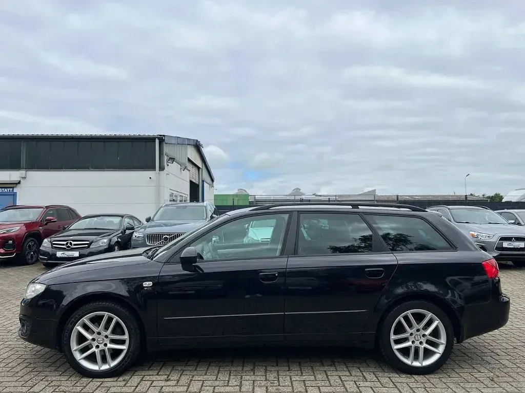 Gebraucht Seat Exeo Style 143 PS (105 kW) 2010 Schwarz Limousine