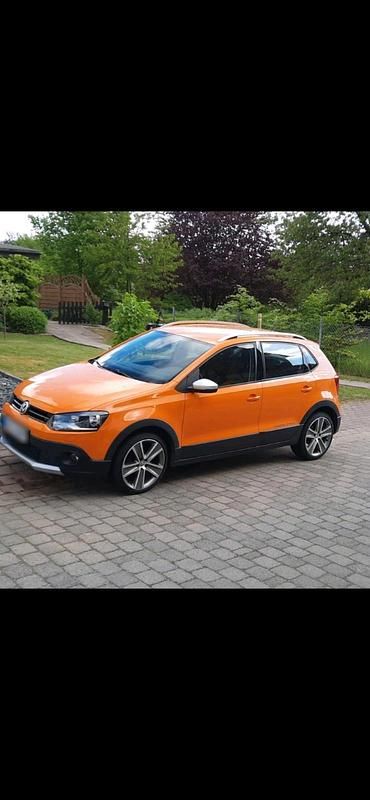 Gebraucht VW Polo Cross 90 PS (66 kW) 2013 Orange Kleinwagen