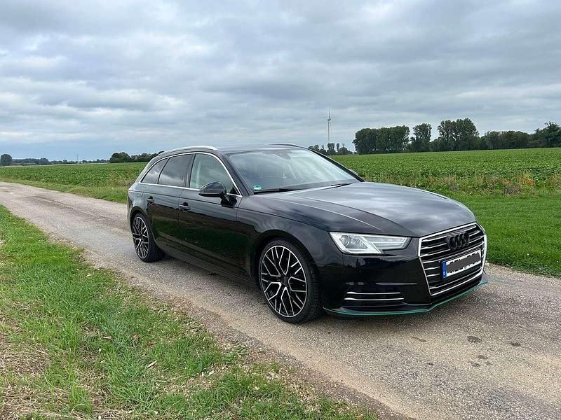 Schwarz Gebraucht 2016 Audi A4 Kombi | 14.300 € (Guter Preis) - Bild 1/4