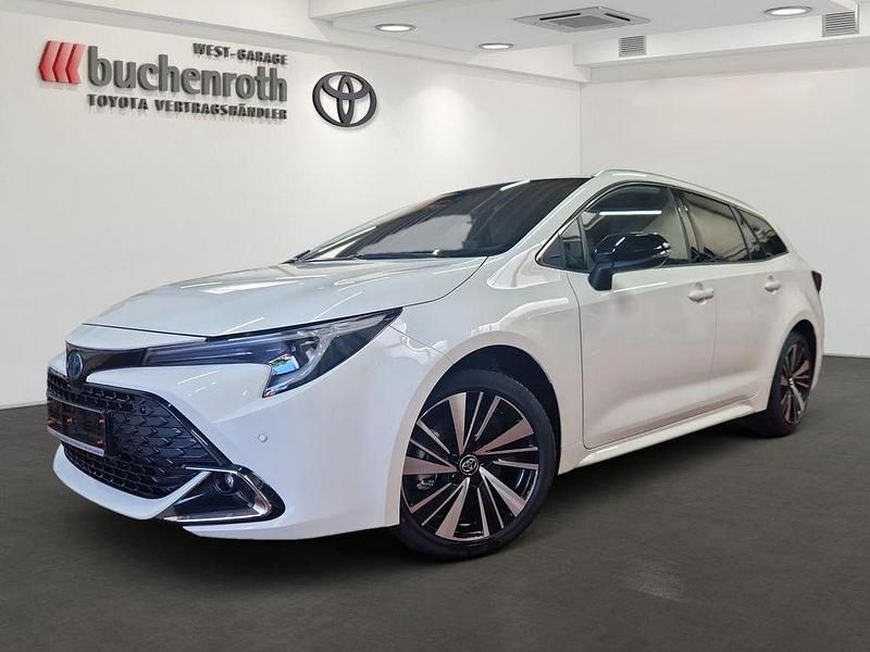 Weiß Gebraucht 2025 Toyota Corolla Kombi | 38.490 € (Teuer) - Bild 1/4