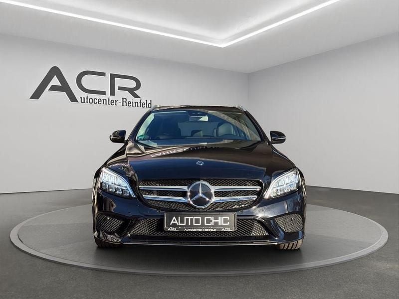Gebraucht Mercedes C300 245 PS (180 kW) 2019 Schwarz Limousine