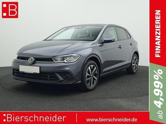 Grau Gebraucht 2024 VW Polo IQ Drive Limousine | 21.950 € (Fairer Preis) - Bild 1/3