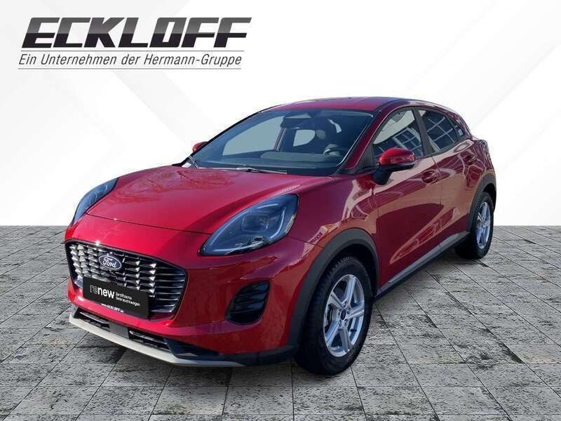Fantastic red (pn4jg) (rot) Gebraucht 2024 Ford Puma Titanium Limousine | 27.997 € (Fairer Preis) - Bild 1/4