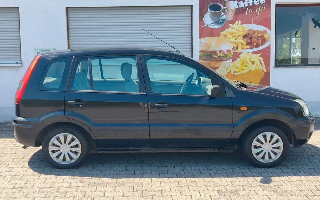 Gebraucht Ford Fusion Style 80 PS (58 kW) 2003 Schwarz Kleinwagen