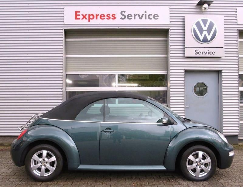 Gebraucht VW New Beetle 116 PS (85 kW) 2004 Alaskagruen metallic Kleinwagen