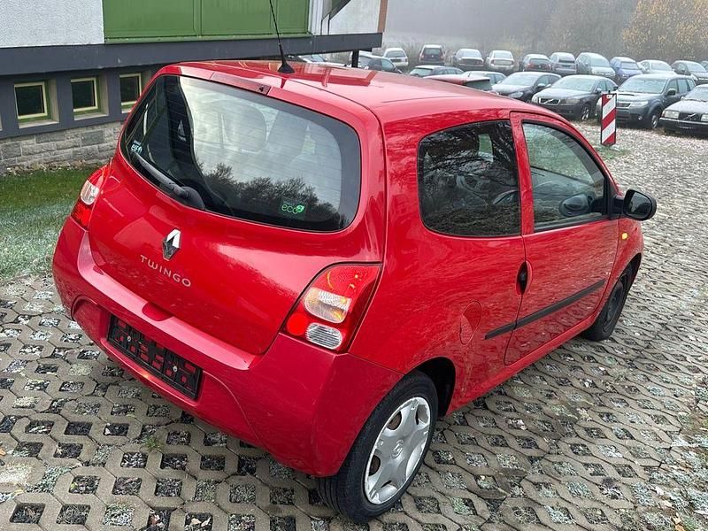 Gebraucht Renault Twingo 58 PS (42 kW) 2010 Rot Kleinwagen