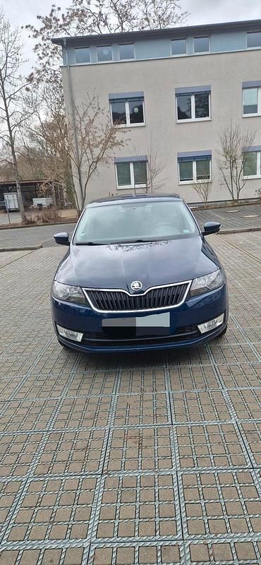 Second-hand Skoda Rapid 90 CP (66 kW) 2016 Albastru Hatchback