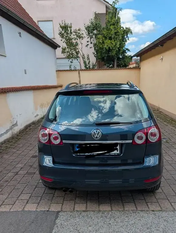 Gebraucht VW Golf Plus Comfortline 122 PS (89 kW) 2010 Blau Van / Kleinbus