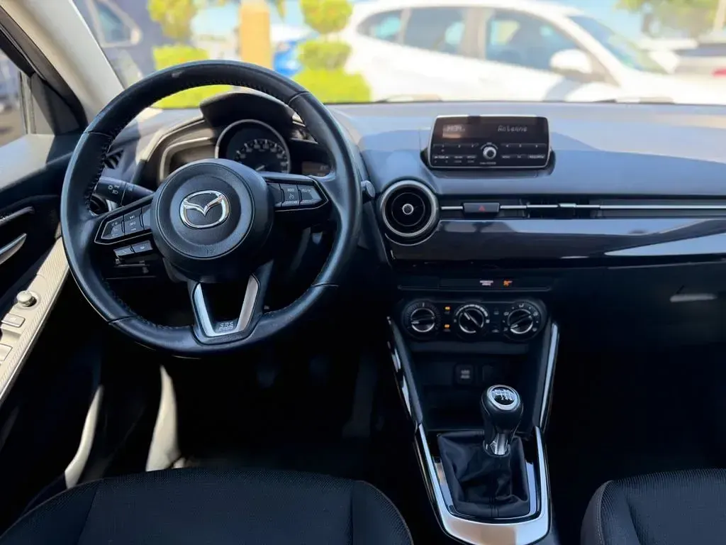 Gebraucht Mazda 2 Center-Line 90 PS (66 kW) 2020 Blau Limousine