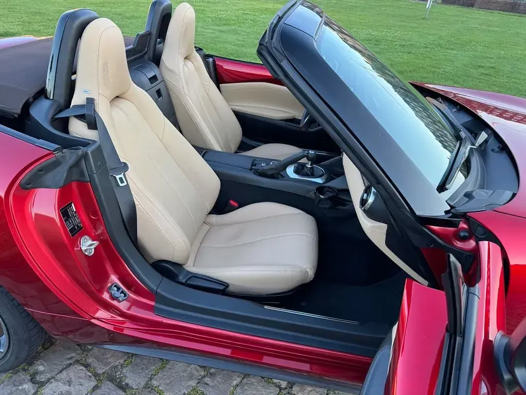 Gebraucht Mazda MX5 Selection 184 PS (135 kW) 2020 Rot Cabrio
