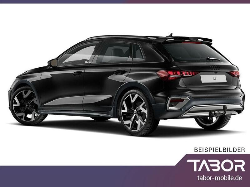 Gebraucht Audi A3 Ambiente 150 PS (110 kW) 2024 Arkonaweiß Limousine