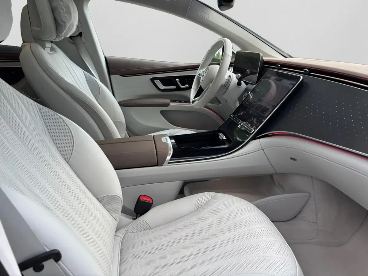 Gebraucht Mercedes EQS450+ AMG 180 kW (245 PS) 2022 Silber Limousine
