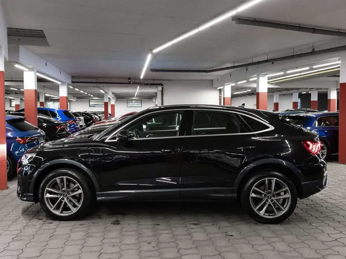 Gebraucht Audi Q3 S-Line 245 PS (180 kW) 2022 Mythosschwarz metallic SUV
