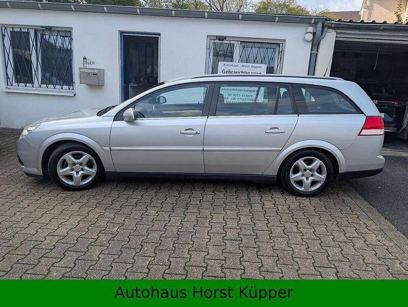 Gebraucht Opel Vectra Edition 155 PS (114 kW) 2007 Silber Limousine