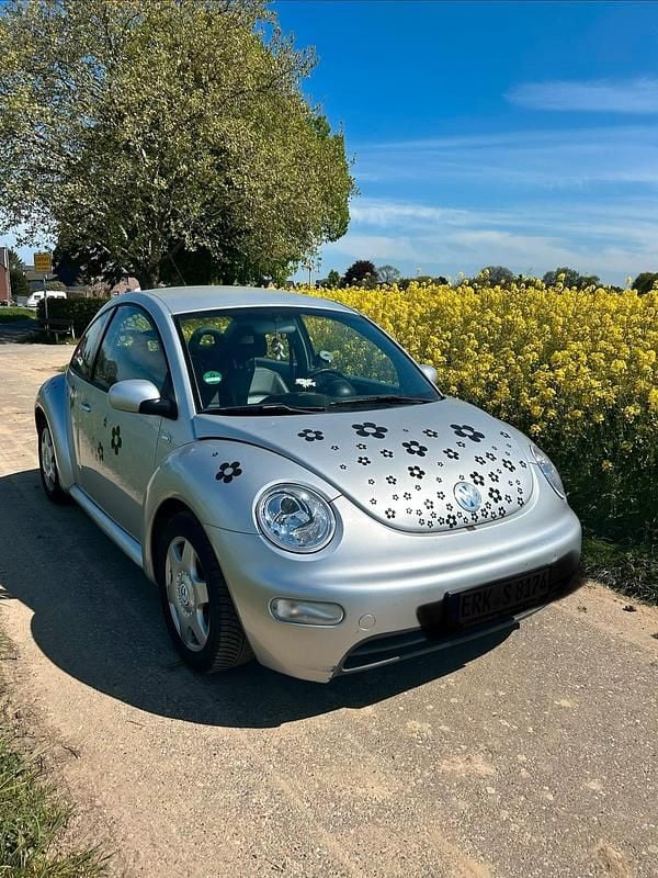 Gebraucht VW Beetle 105 PS (77 kW) 2001 Grau Kleinwagen