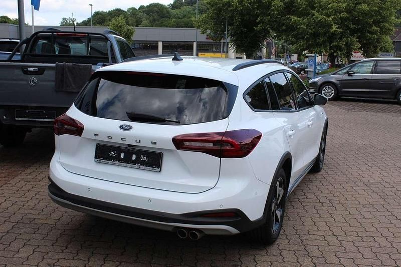 Gebraucht Ford Focus Active 116 PS (85 kW) 2024 Frostweiß Kombi