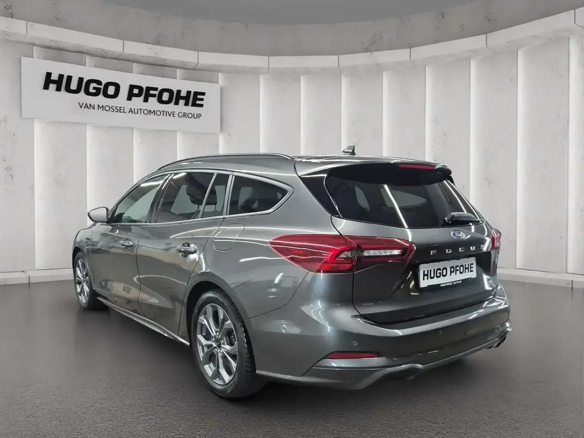 Gebraucht Ford Focus ST-Line X 116 PS (85 kW) 2024 Magnetic metallic Kombi