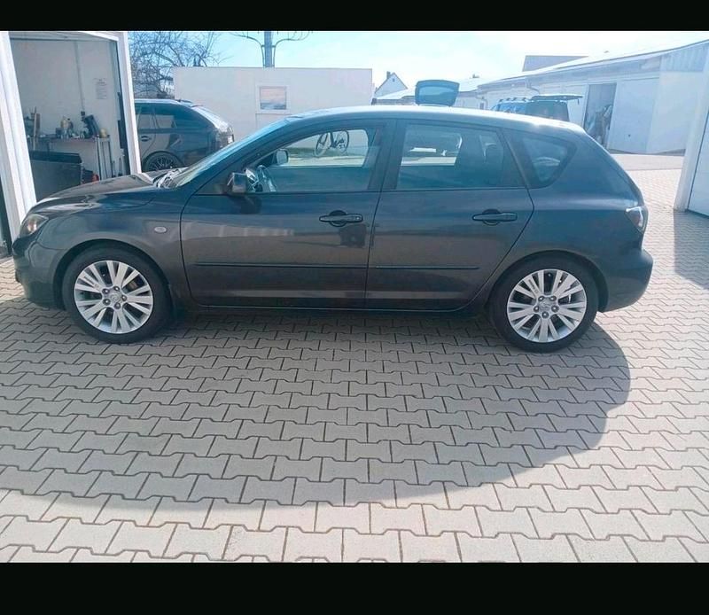 Gebraucht Mazda 3 101 PS (74 kW) 2007 Grau Kleinwagen