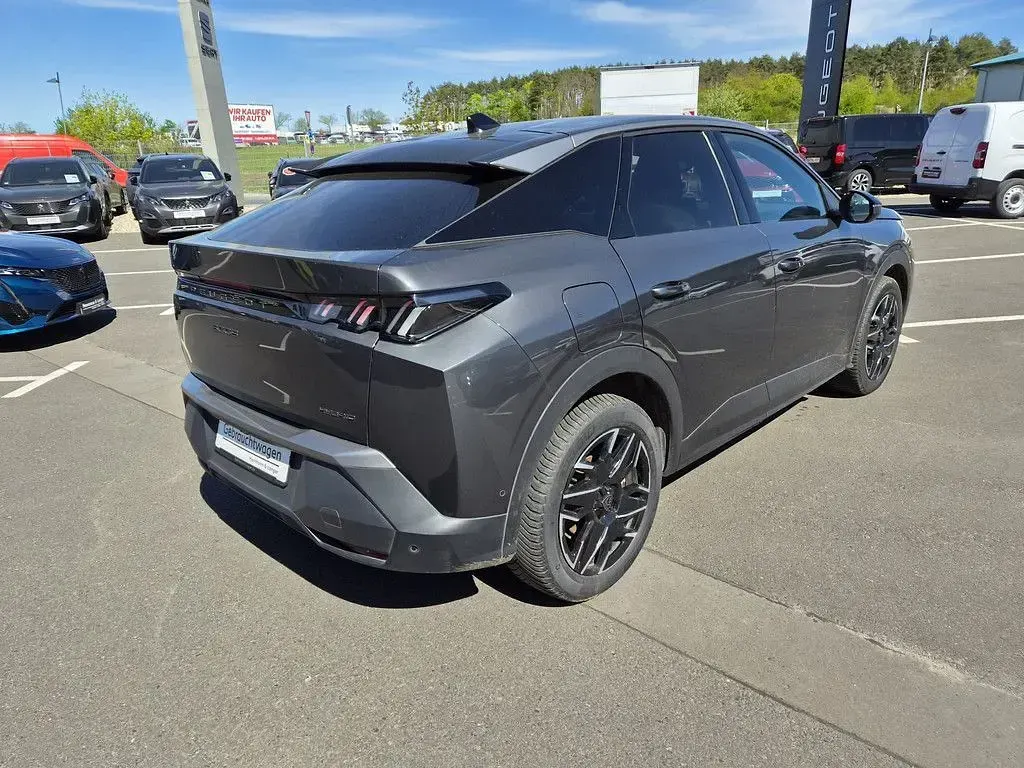 Gebraucht Peugeot 3008 Allure 145 PS (106 kW) 2025 Grau SUV