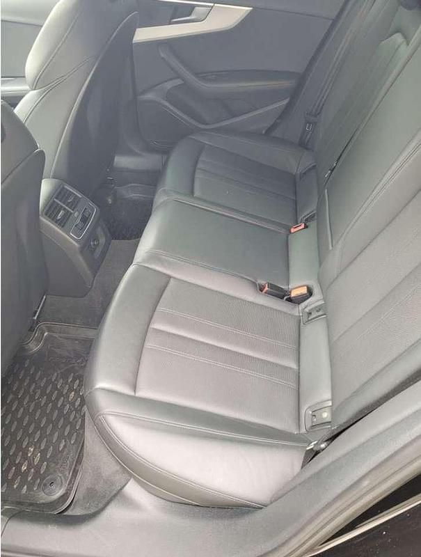 Gebraucht Audi A4 Design 204 PS (150 kW) 2022 Schwarz Kombi