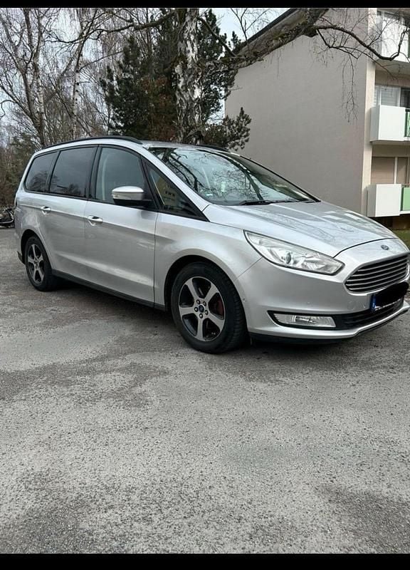 Gebraucht Ford Galaxy 150 PS (110 kW) 2016 Silber Van / Kleinbus