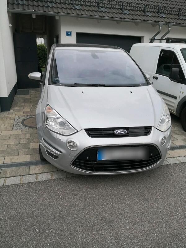 Silber Gebraucht 2010 Ford S-MAX Van / Kleinbus | 5.000 € (Superpreis) - Bild 1/4