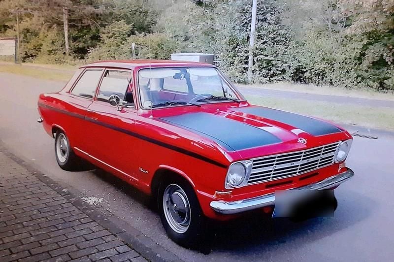 Rot Gebraucht 1969 Opel Kadett Limousine | 8.500 € - Bild 1/4