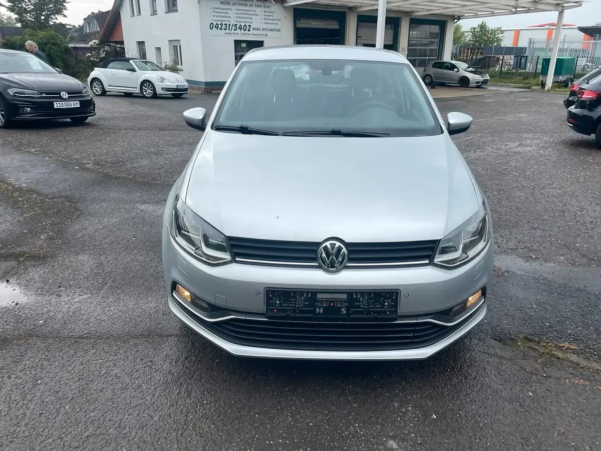 Gebraucht VW Polo Comfortline 75 PS (55 kW) 2014 Reflexsilber metallic Kleinwagen