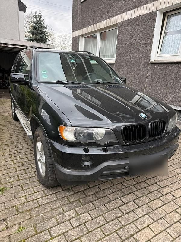 Second-hand BMW X5 184 CP (135 kW) 2002 Negru SUV