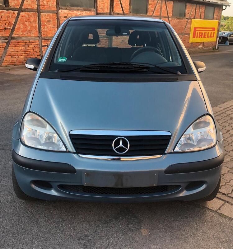 Grau Gebraucht 2003 Mercedes A160 Kleinwagen | 950 € (Superpreis) - Bild 1/4