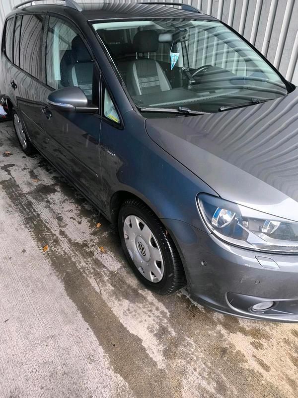 Gebraucht 2013 VW Touran Style Van / Kleinbus | 5.000 € (Superpreis) - Bild 1/4