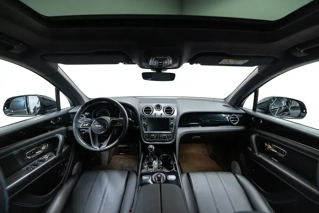 Gebraucht Bentley Bentayga 551 PS (405 kW) 2018 Schwarz SUV