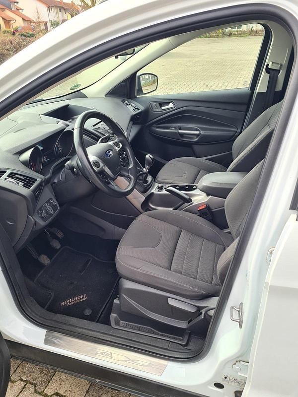 Gebraucht Ford Kuga SYNC Edition 150 PS (110 kW) 2014 Weiß SUV