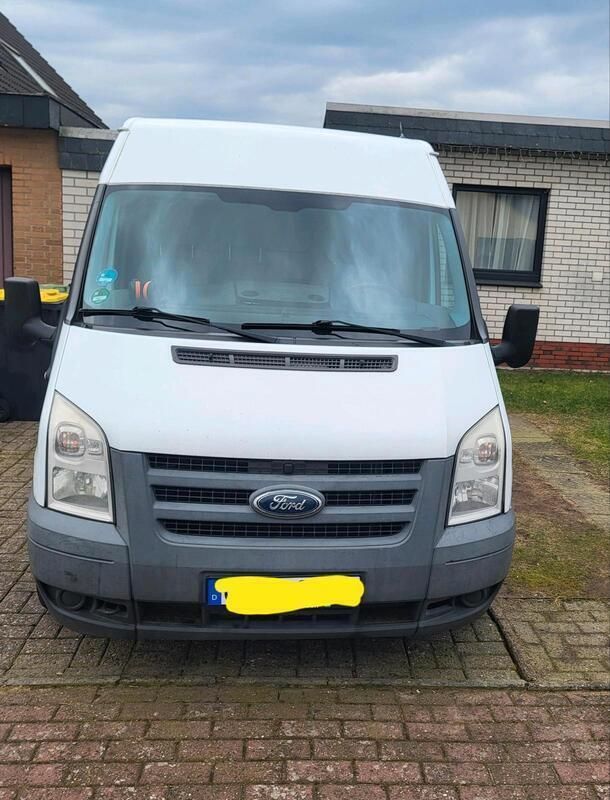 Weiß Gebraucht 2011 Ford Transit Van / Kleinbus | 5.900 € (Fairer Preis) - Bild 1/4