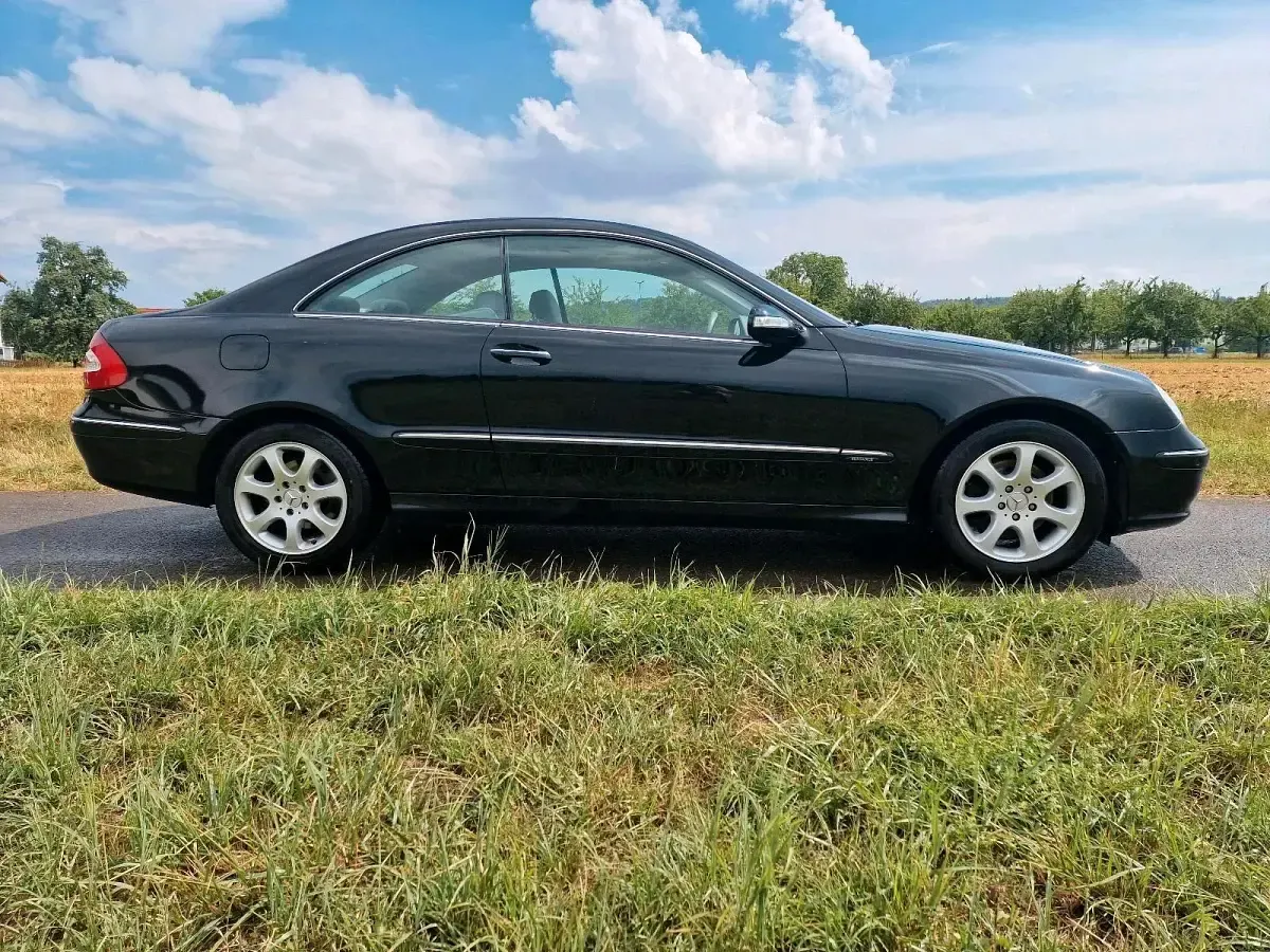 Gebraucht Mercedes CLK240 170 PS (125 kW) 2005 Schwarz Coupé