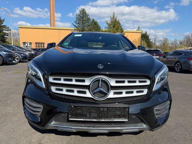 Gebraucht Mercedes GLA200 AMG 156 PS (114 kW) 2019 Schwarz SUV